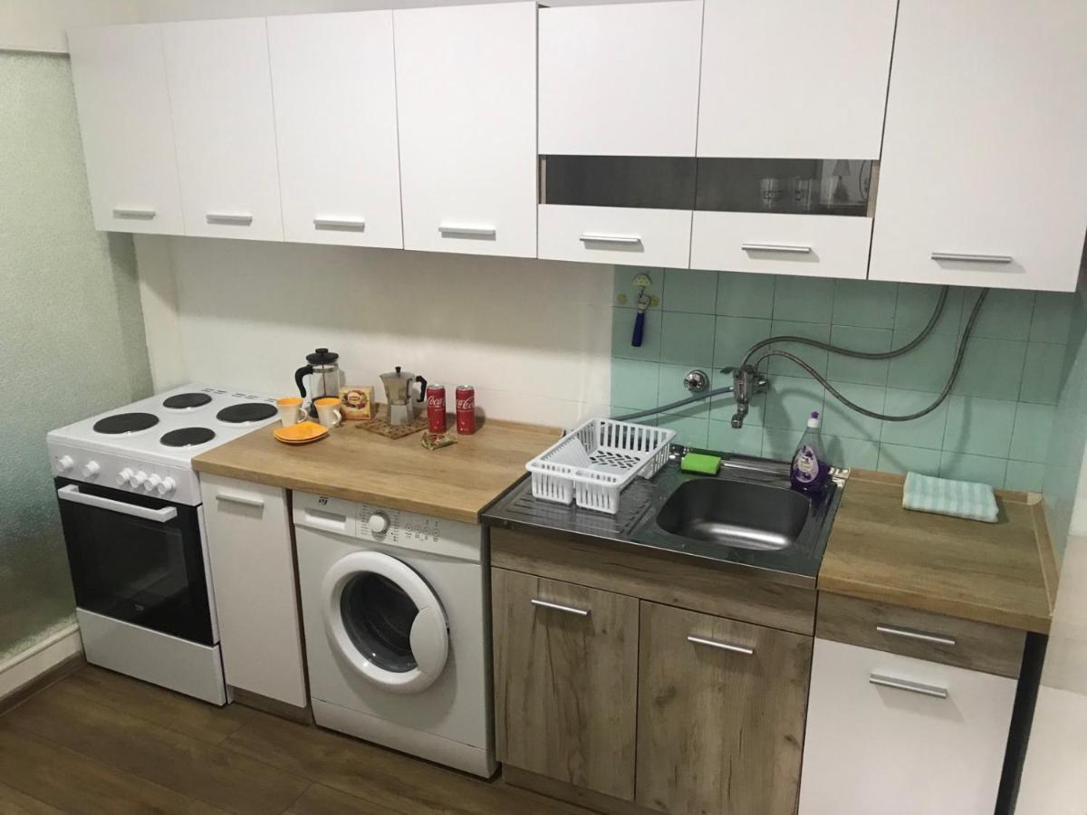 Apartment In The Center Of Скопье Экстерьер фото